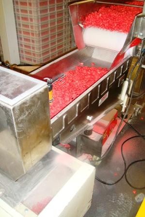 Vibrating screen for sweets